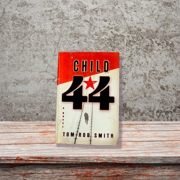 Tom Rob Smith Child 44 Hardcover Mystery Thriller Novel - Picture 1 of 2